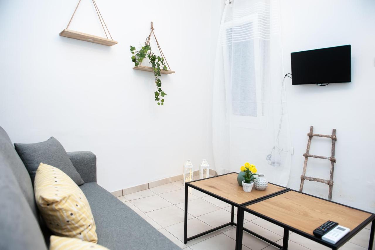 Stylish Apartment เทสซาโลนิกิ ภายนอก รูปภาพ