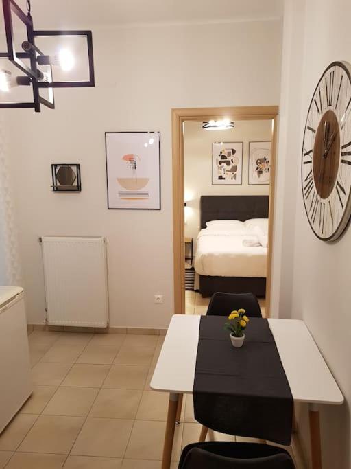 Stylish Apartment เทสซาโลนิกิ ภายนอก รูปภาพ