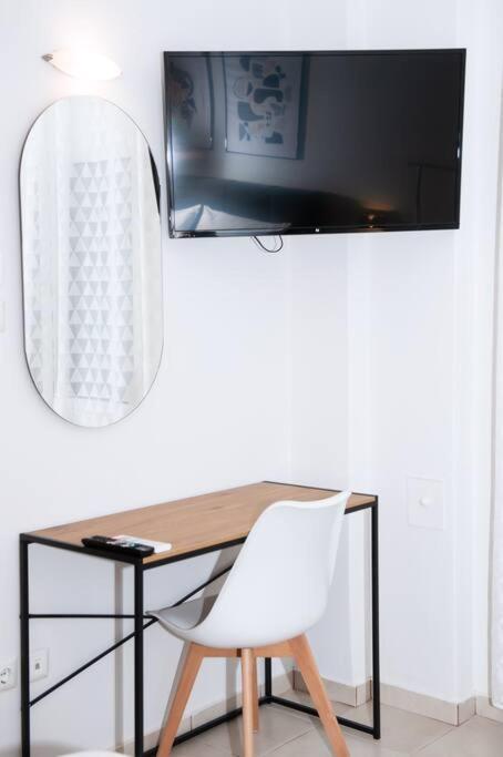 Stylish Apartment เทสซาโลนิกิ ภายนอก รูปภาพ