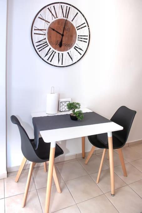 Stylish Apartment เทสซาโลนิกิ ภายนอก รูปภาพ
